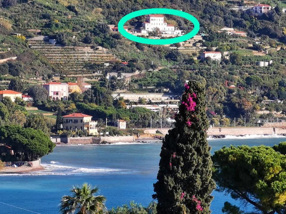 Romantic Casa Lorenzina Affittacamere 文蒂米利亚 外观 照片